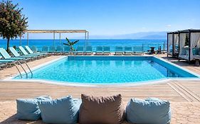 Agnes Beach Hotel Apartments